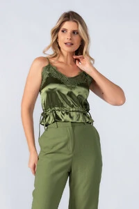 Cropped renda com ajuste