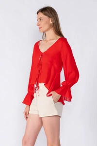 Blusa manga bufante amarracao frontal