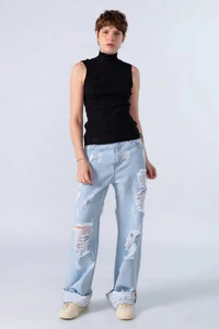 Blusa gola alta manga cavada