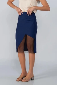 Saia midi em viscose detalhe em tule