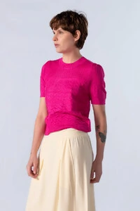 Blusa em viscose tecido trabalhado