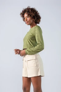 Blusa cropped malha laise manga longa