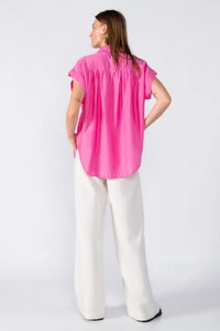 Camisa ampla barra dobrada