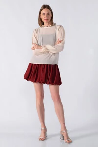 Blusa bata manga longa detalhe bordado