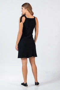 Vestido viscolinho evase gola alta