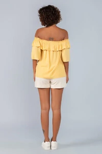 Blusa manga em viscose ombro a ombro com babado