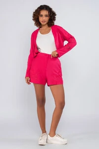Shorts em crepe detalhe guippir