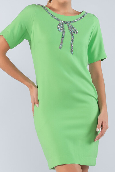 Foto Vestido curto de manga com detalhe strass