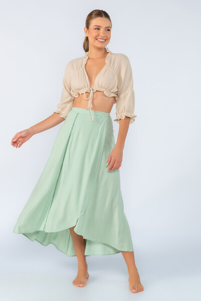 Foto Blusa cropped amarracao frente e babado