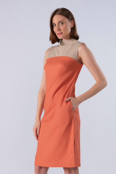 Foto Vestido midi em viscolinho bicolor
