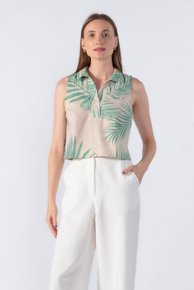 Foto Blusa curta estampada com gola