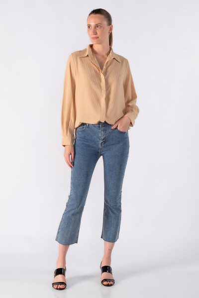 Foto Camisa com textura e detalhe em lurex