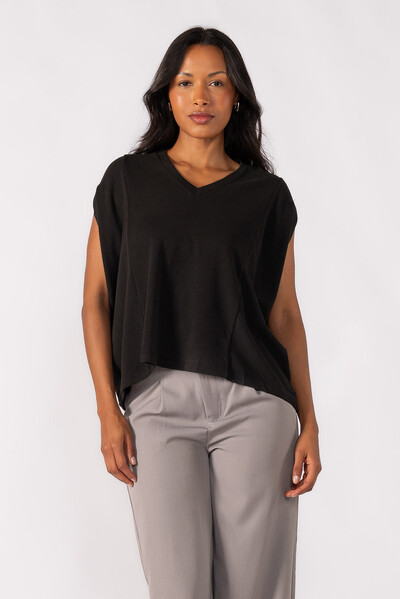 Foto BLUSA OVERSIZED DECOTE EM V