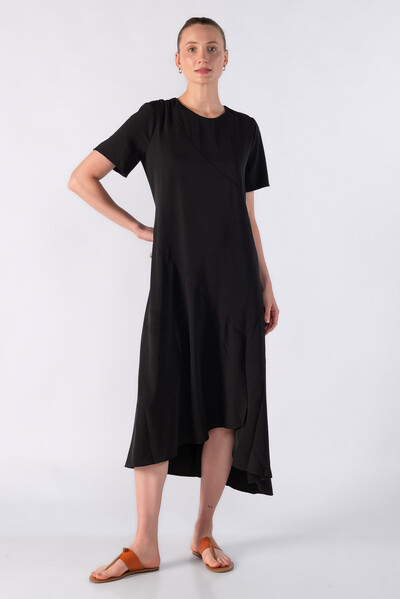 Foto Vestido midi assimetrico