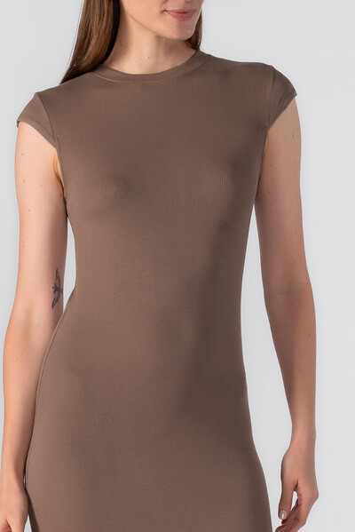 Foto Vestido midi canelado basico