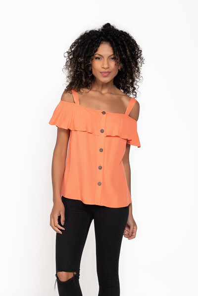 Foto Blusa em viscose com alca e babado