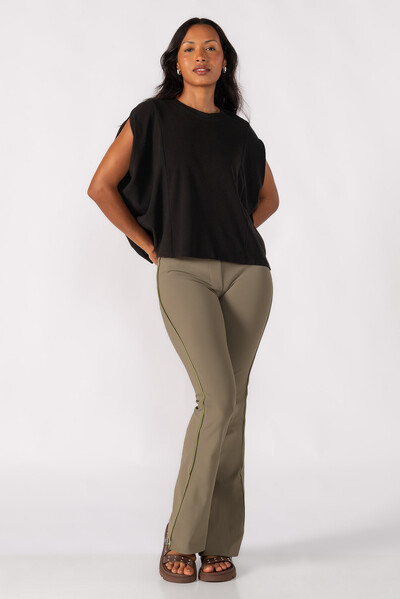 Foto BLUSA OVERSIZED CANELADA