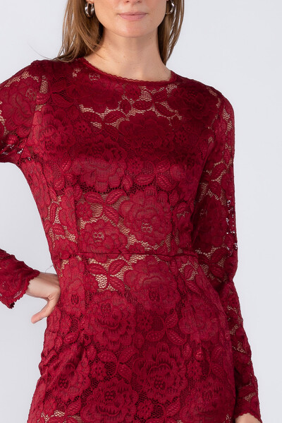 Foto Vestido em renda top e short