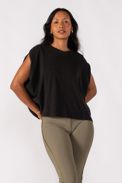 Foto BLUSA OVERSIZED CANELADA