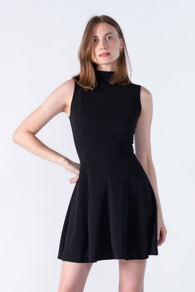 Foto Vestido crepe acinturado