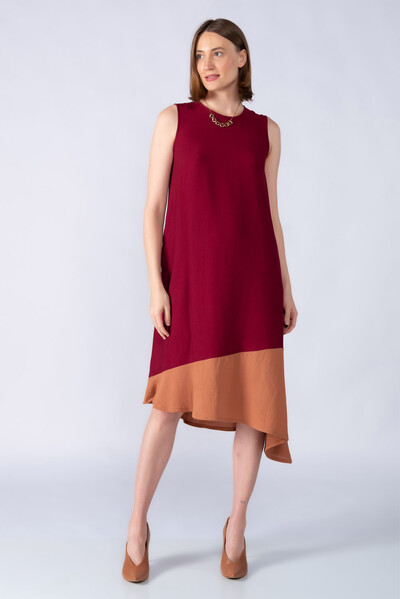 Foto Vestido midi em viscose barra bicolor