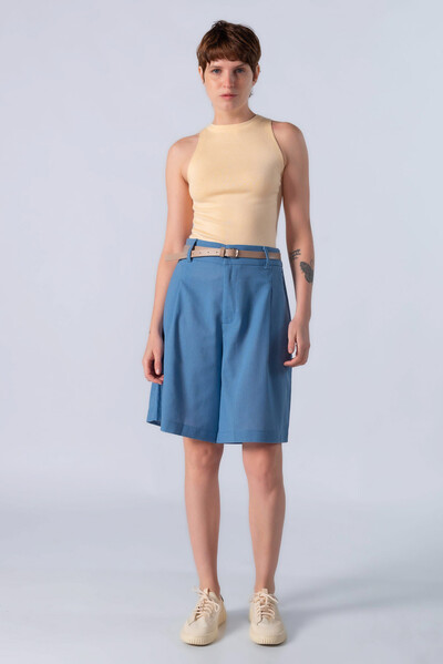 Foto Blusa regata em viscose lisa
