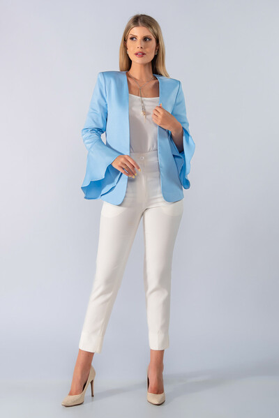 Foto Blazer liso sem botao manga sino