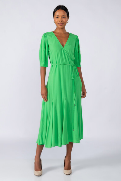 Foto Vestido midi viscose envelope manga curta