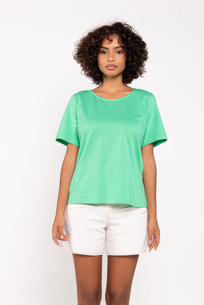 Foto T-shirt algodao detalhe corrente lateral