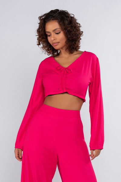 Foto Cropped viscose manga longa busto franzido