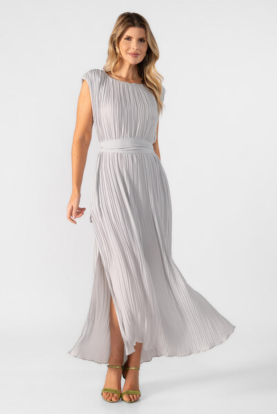 Foto Vestido midi plissado com ombreiras