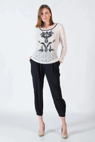 Foto Blusa renda guippir com botoes