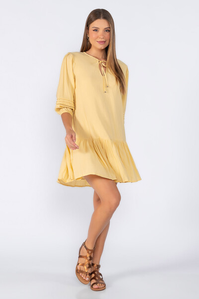 Foto Vestido com manga bufante com detalhes