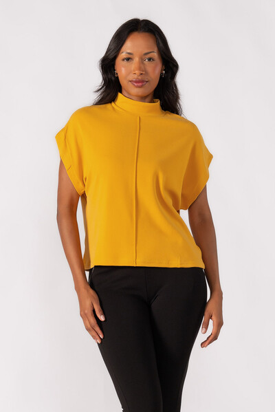 Foto BLUSA GOLA ALTA CANELADA