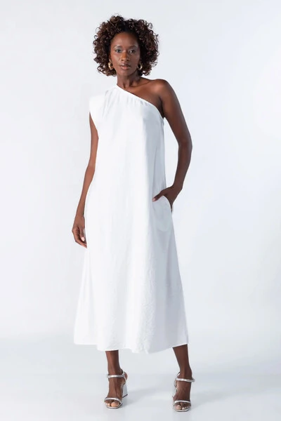 Foto Vestido midi um ombro amplo