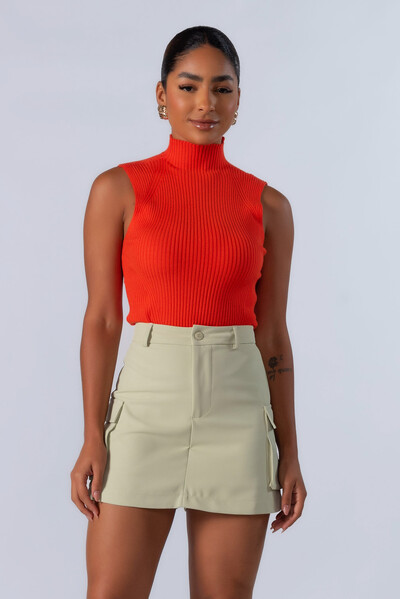 Foto Blusa gola alta manga cavada
