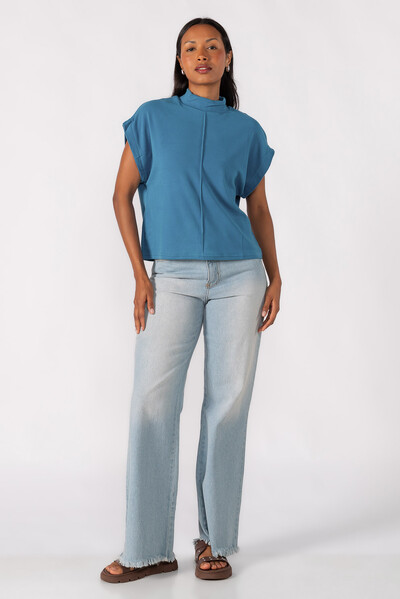 Foto BLUSA GOLA ALTA CANELADA