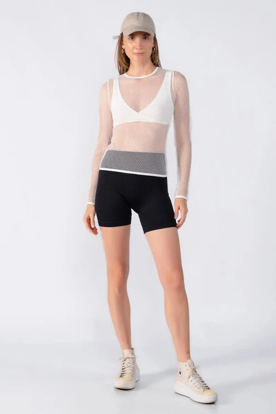 Foto Blusa manga longa em tela com top