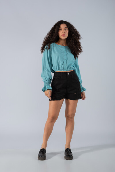 Foto Blusa curta em viscose com elastico na barra e punho