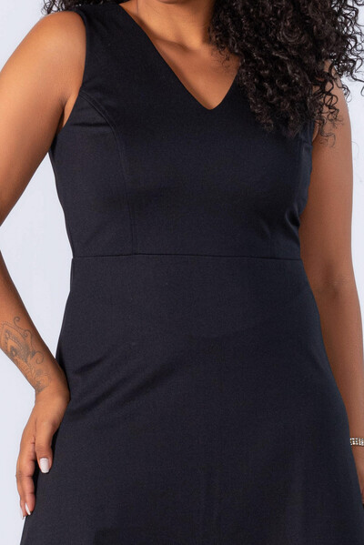 Foto Vestido midi estruturado com forro