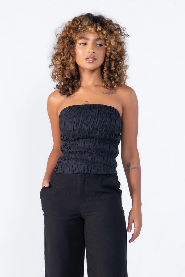 Blusa tomara que caia pesponto