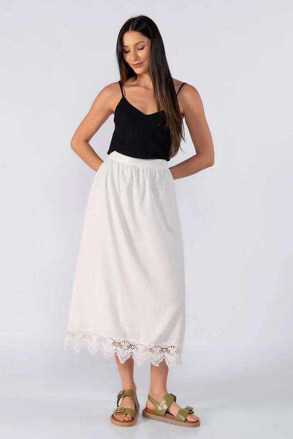 Saia midi com renda na barra