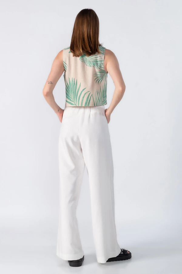Blusa curta estampada com gola