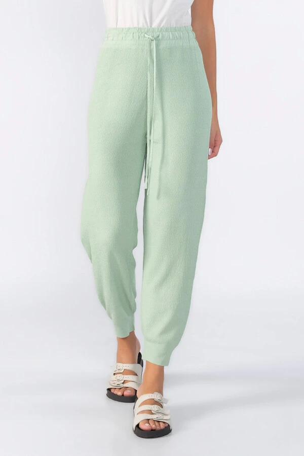 Calca jogger com cordao