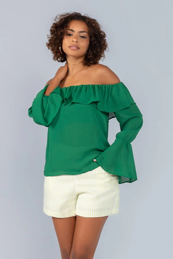 Blusa em crepe manga longa ombro a ombro