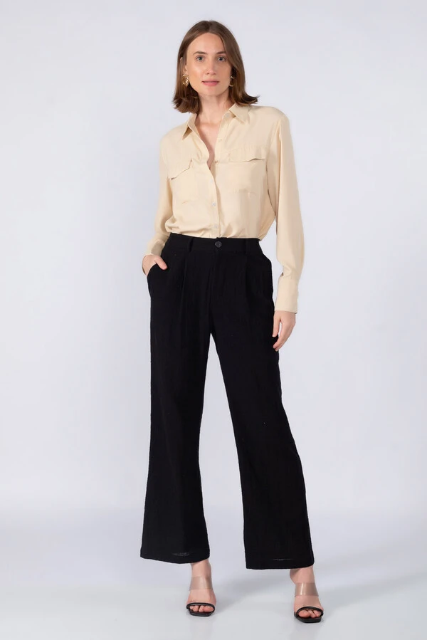 Calca pantalona em linho com pregas