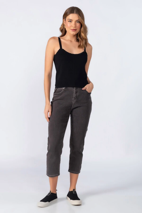 Cropped em viscose detalhe ondinhas