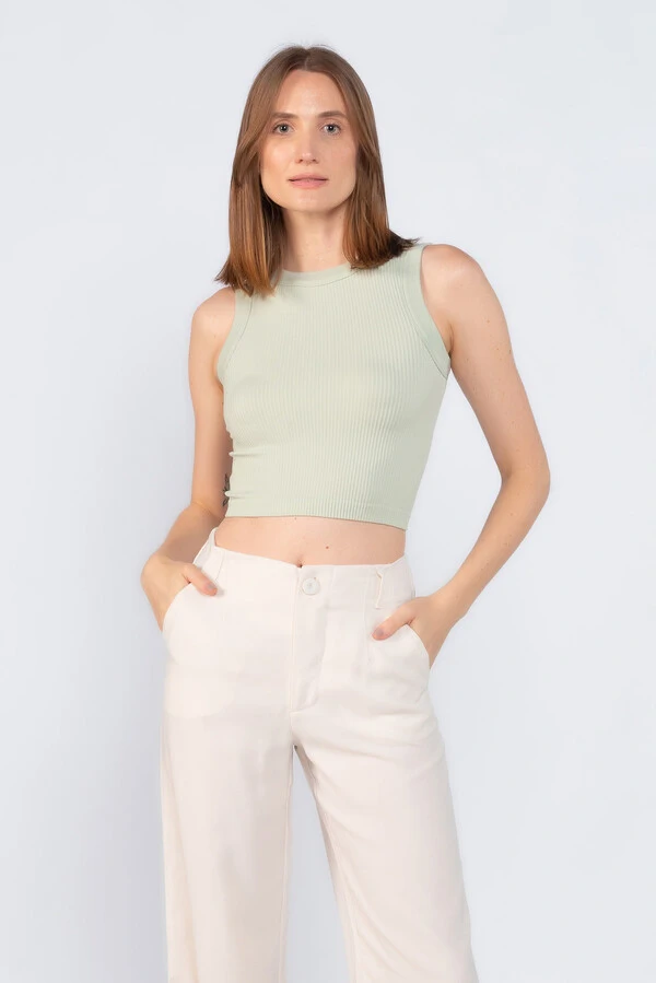 Cropped em regata canelado