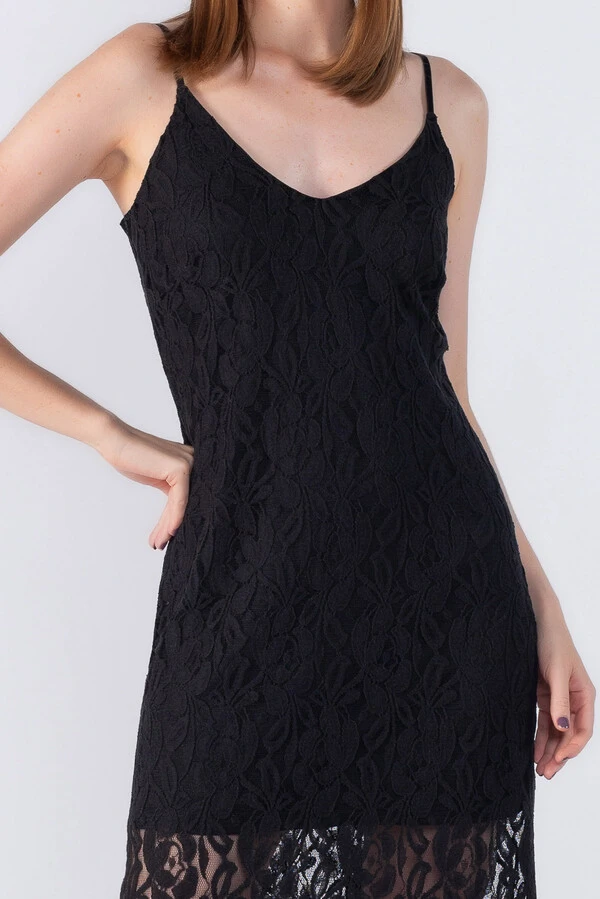 Vestido alongado renda trabalhada
