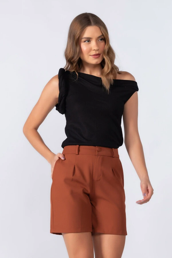 Blusa em algodao detalhe na manga